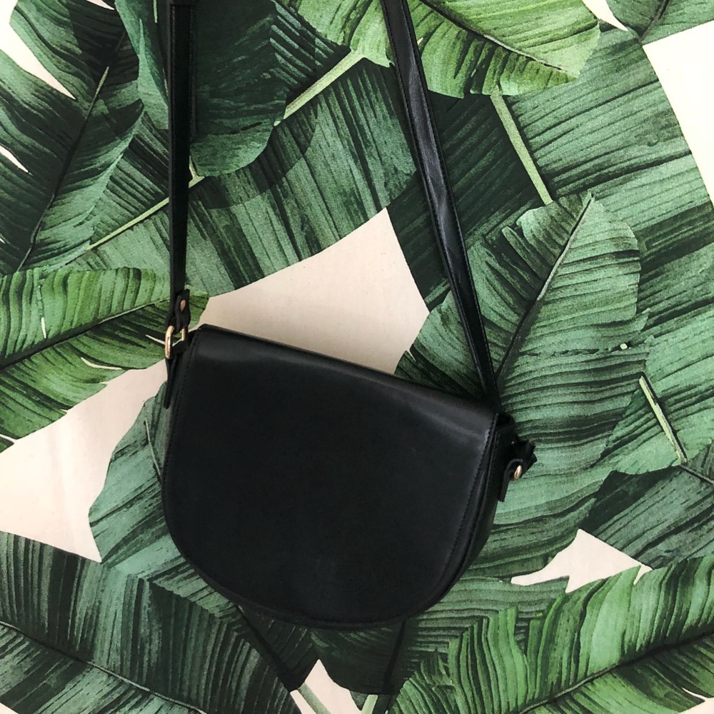 Urban outfitters black purse